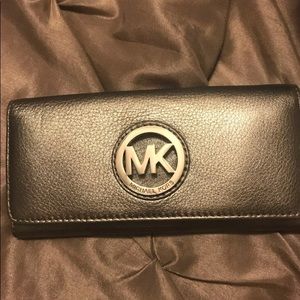 Michael Kors wallet